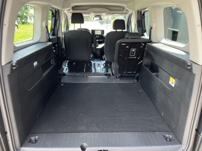 Peugeot Rifter, Peugeot Rifter LONG ACTIVE BlueHDi 100 MAN6 s homologací N1, barva bílá
