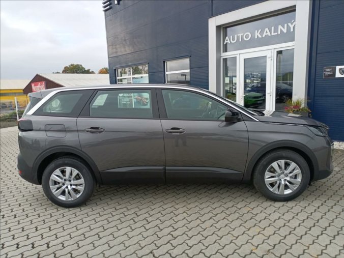 Peugeot 5008, Peugeot 5008 1,2 Active Pack  PureTech 130k MAN6, barva šedá
