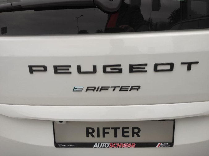 Peugeot Rifter, Peugeot Rifter ELEKTRIC GT 136 rezervace, barva bílá