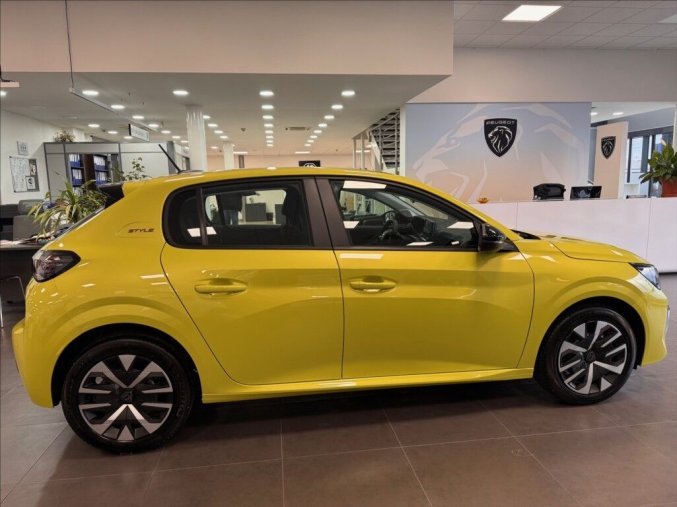 Peugeot 208, Peugeot 208 1,2 STYLE PureTech 100 S&S MAN, barva žlutá