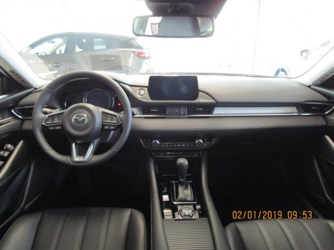 Mazda 6, 2.5i, barva červená