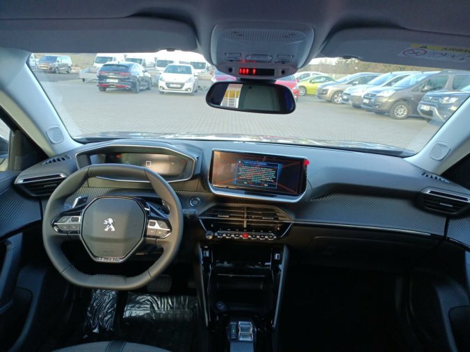 Peugeot 2008, Peugeot 2008 1,2 Allure Pack 1.2 PT 130k S&S EAT8, barva šedá