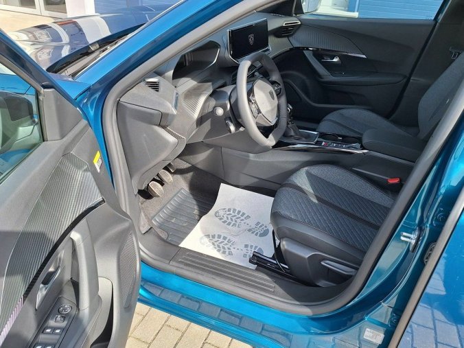 Peugeot 2008, Peugeot 2008 ALLURE PureTech 100  MAN6, barva modrá