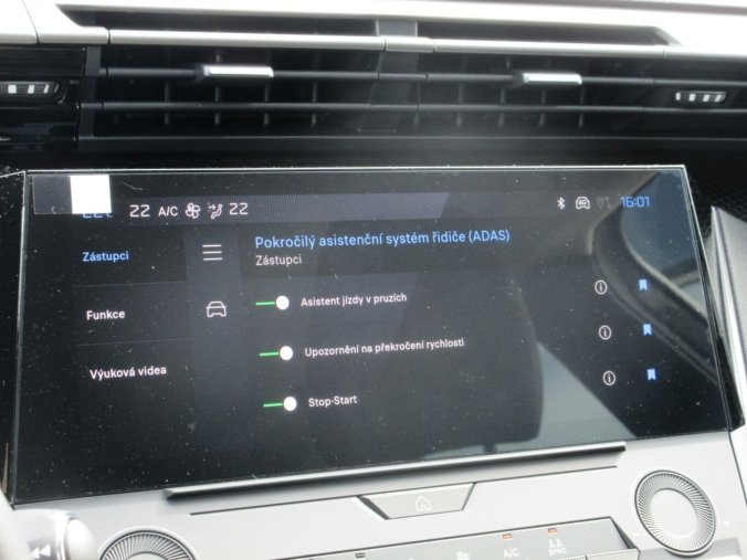 Peugeot 308, Peugeot 308 SW STYLE Hybrid 145 e-DCS6, barva šedá