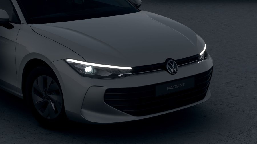 Volkswagen Passat, Passat 1,5 eTSI 110 kW mHEV, barva bílá