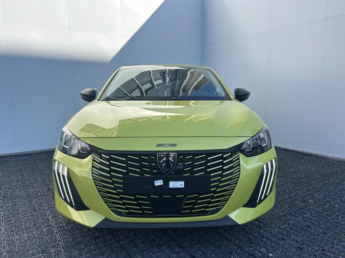 Peugeot 208, Peugeot 208 ALLURE Hybrid 110 e-DCS6, barva zelená