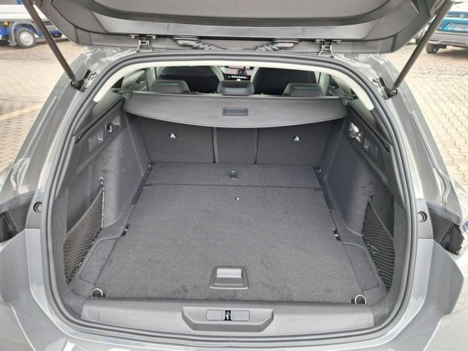 Peugeot 308, Peugeot 308 SW ALLURE PureTech 130 MAN6, barva šedá