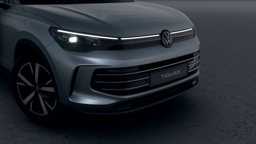 Volkswagen Tiguan, Tiguan Elegance 1,5 TSI 150 kW eHybrid, barva stříbrná