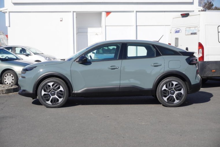 Citroën C4 Picasso, Plus Hybrid 136 ë-DCS6, barva zelená