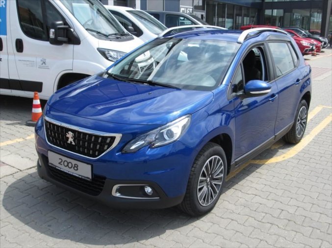 Peugeot 2008, 1.2 110k Active S&S EAT6, barva modrá