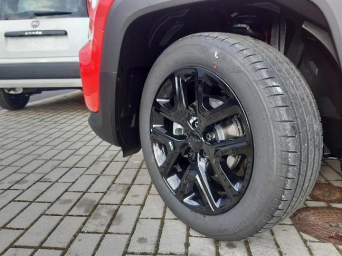 Jeep Renegade, 1,3 150 PS Night Eagle AUTOMAT, barva červená