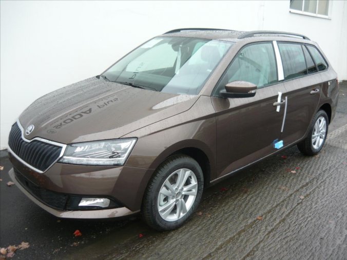 Škoda Fabia, 1,0 TSI 81 kW Style Plus, barva neuvedeno