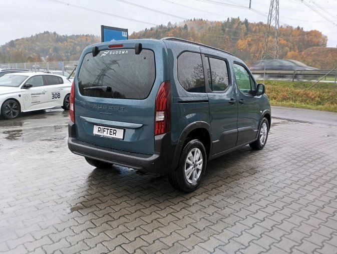Peugeot Rifter, Peugeot Rifter ALLURE BlueHDi 130 S&S EAT8 N1, barva modrá