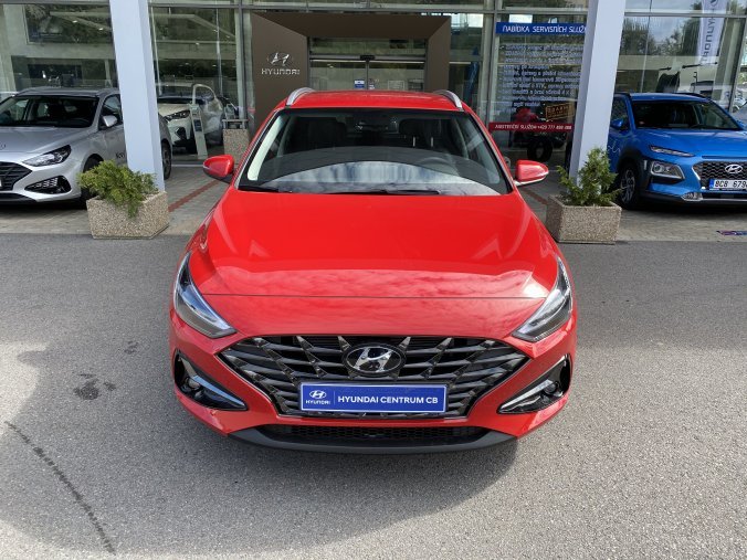 Hyundai i30, 1,5 T-GDI Mild hybrid 117 kW (95 NAT mild hybrid) 6 st. iMT, barva červená