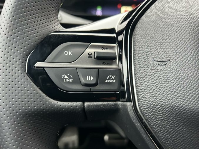 Peugeot 308, Peugeot 308 SW GT 1.5BlueHDi 130 EAT8, barva červená
