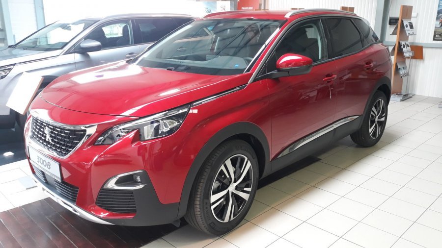 Peugeot 3008, ALLURE 1.5 BlueHDi 130 EAT8 - 1416, barva červená