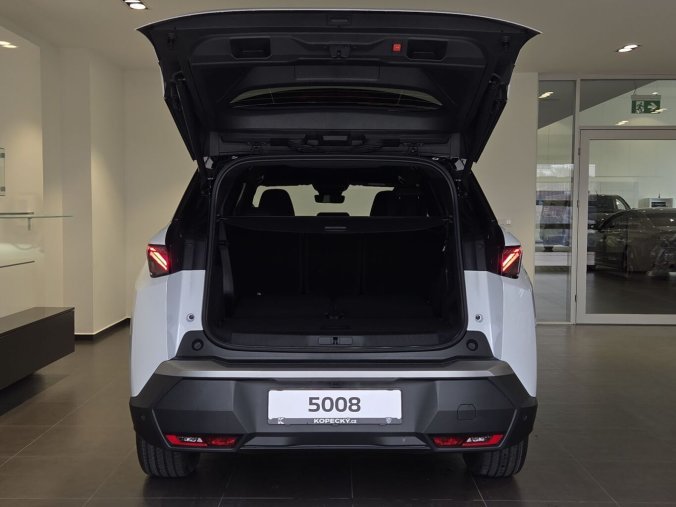 Peugeot 5008, Peugeot 5008 5008 GT Hybrid 145 e-DCS6, barva bílá