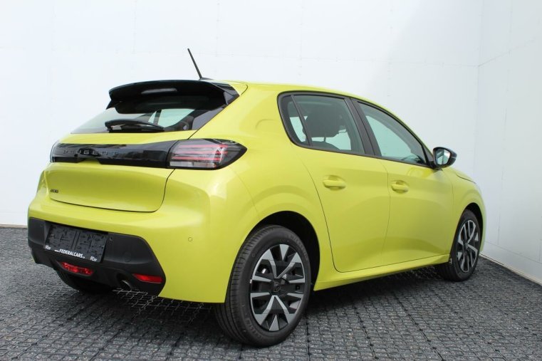 Peugeot 208, Peugeot 208 STYLE PureTech 100 S&S MAN6, barva zelená
