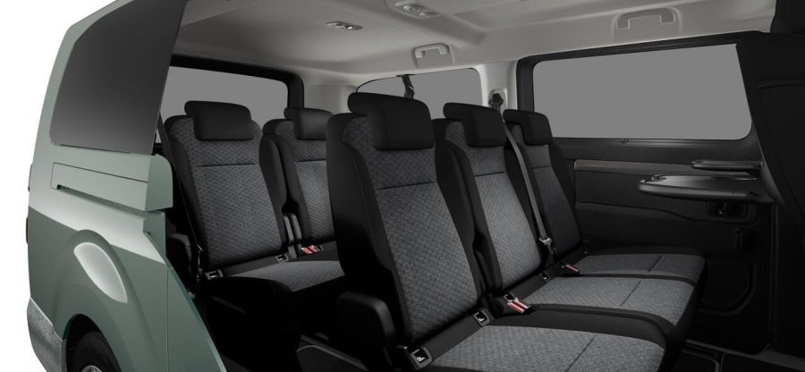 Peugeot Traveller, Peugeot Traveller Active L3 2.2 BlueHDi 180 EAT8, barva zelená