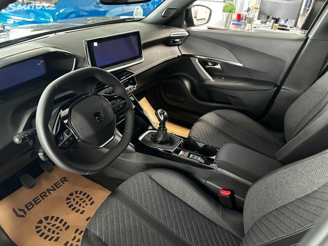 Peugeot 2008, Peugeot 2008 ALLURE PureTech 100k MAN6, barva šedá