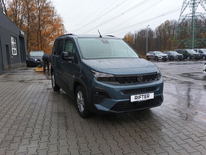 Peugeot Rifter, Peugeot Rifter ALLURE BlueHDi 130 S&S EAT8 N1, barva modrá