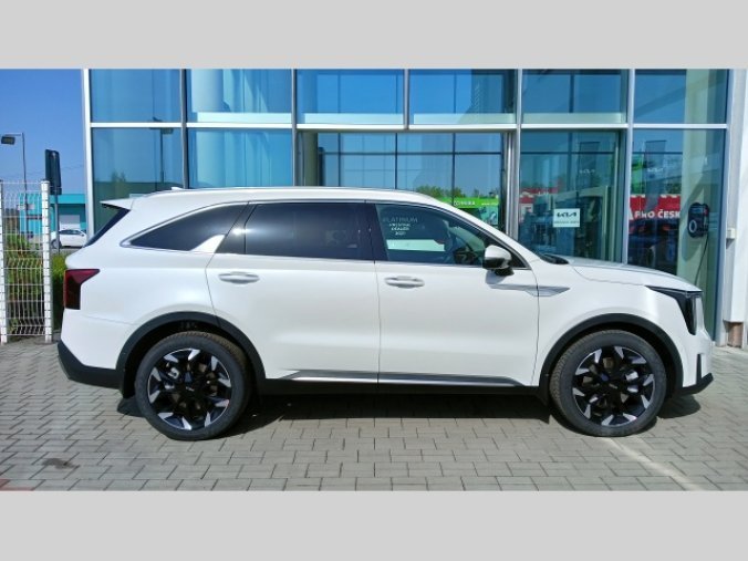 Kia Sorento, Sorento 5P MQ4 2,2 CRDi 4x4, barva bílá