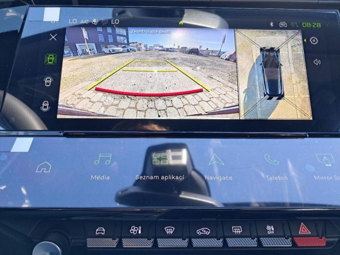 Peugeot 308, Peugeot 308 SW GT BlueHDI 130 S&S EAT8, barva modrá