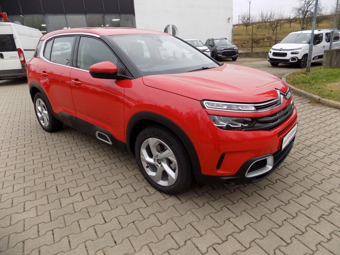 Citroën C5 Aircross, Citroën SUV C5 Aircross Feel, barva červená