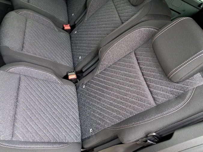 Peugeot Rifter, Peugeot Rifter LONG ALLURE BlueHDi 130 S&, barva zelená