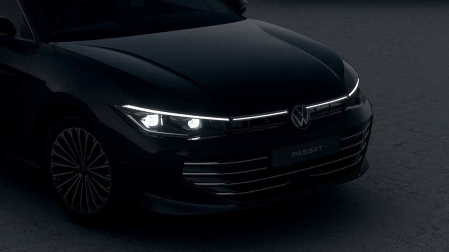 Volkswagen Passat, Passat Elegance 2,0 TDI 110 kW, barva černá