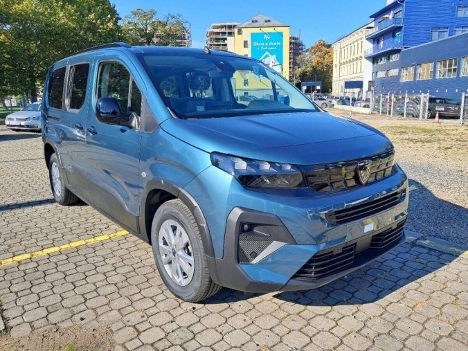 Peugeot Rifter, Peugeot Rifter LONG ALLURE BlueHDi 130 EAT8, barva modrá