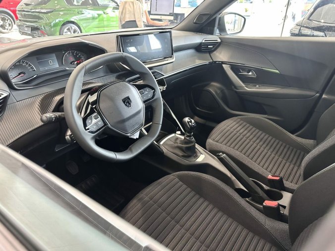 Peugeot 2008, Peugeot 2008 STYLE 100 koní, 7let záruka, barva bílá
