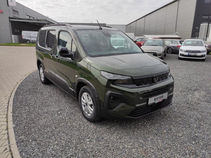 Peugeot Rifter, Peugeot Rifter LONG ALLURE 1.5HDI MAN6 OSOBNÍ, barva zelená