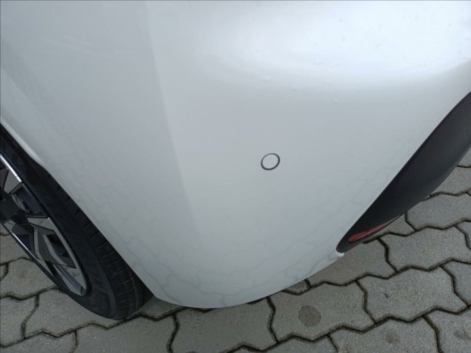 Peugeot 208, Peugeot 208 Active 1.2 PureTech 100k MAN6, barva bílá