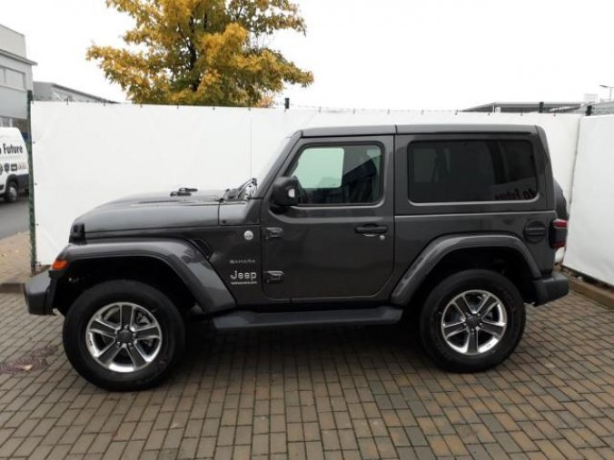 Jeep Wrangler, 2,0T 270 PS Sahara, barva šedá