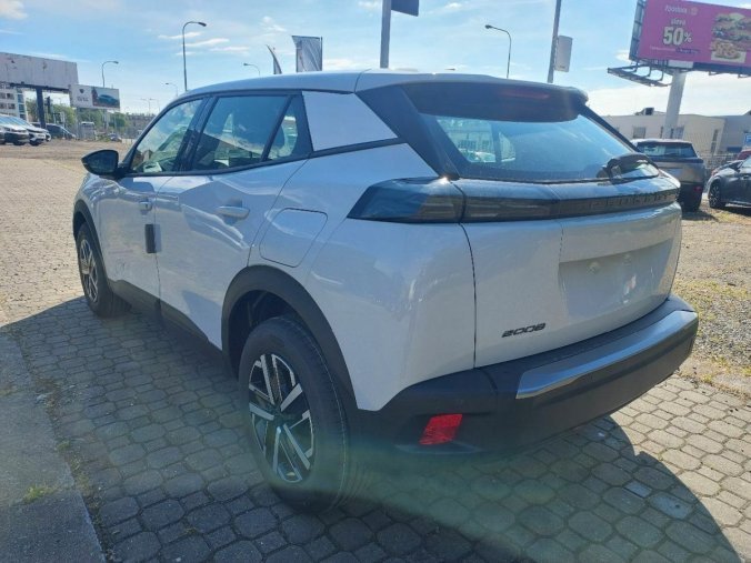 Peugeot 2008, Peugeot 2008 STYLE PureTech 100 S&S MAN, barva bílá