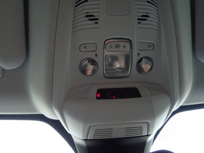 Peugeot 3008, Active P. 1.2 PureTech 130k, barva bílá