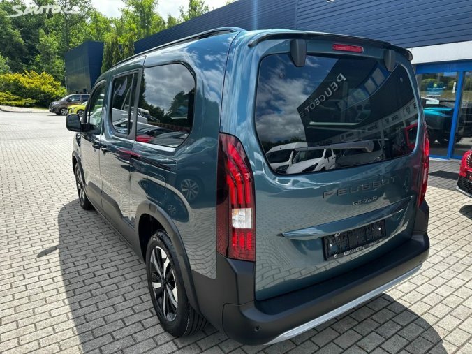 Peugeot Rifter, Peugeot Rifter LONG GT BlueHDi 130k EAT8, barva modrá