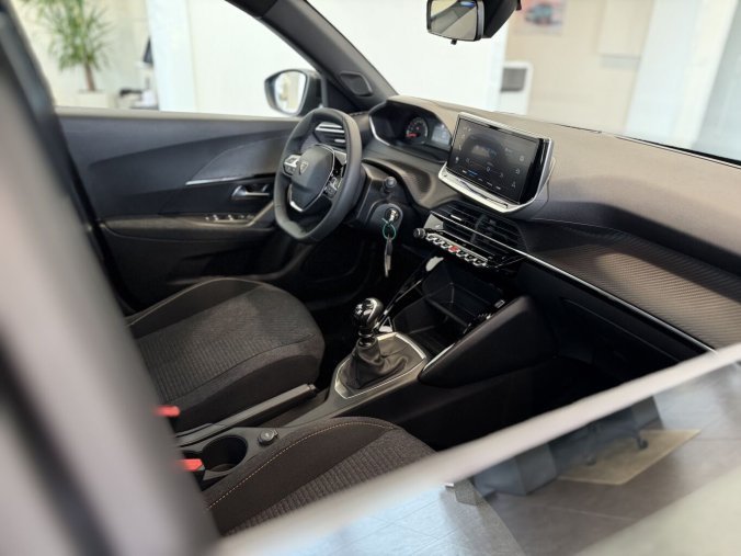 Peugeot 2008, Peugeot 2008 STYLE 100 koní, 7let záruka, barva modrá