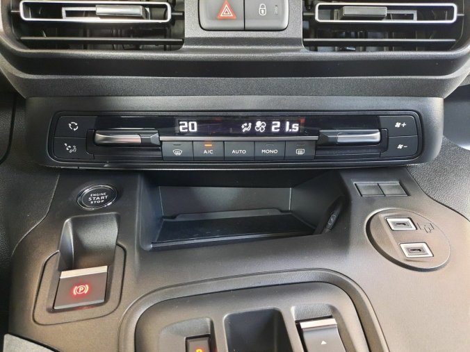 Peugeot Rifter, Peugeot Rifter LONG ALLURE 1,5 BHDi 130k EAT8, barva šedá