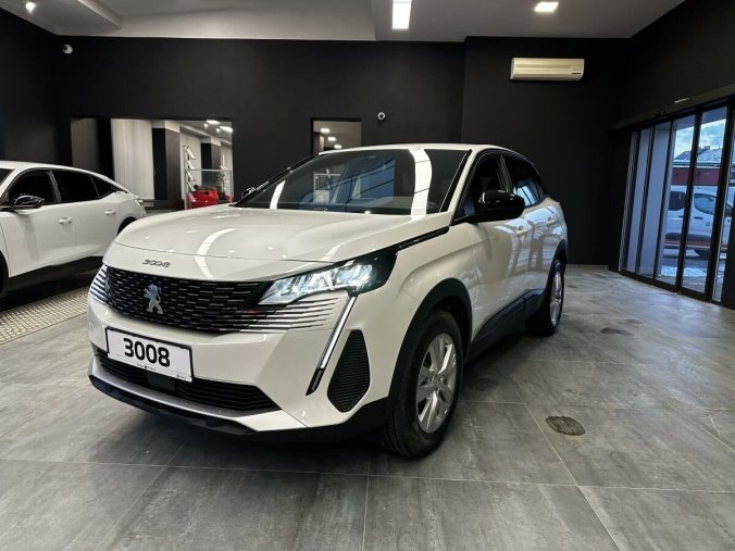 Peugeot 3008, Peugeot 3008 ACTIVE PACK HYBRID 136 e-DCS6, barva bílá