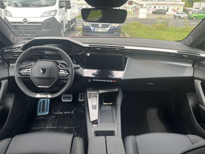 Peugeot 308, Peugeot 308 SW GT BlueHDi 130 S&S EAT8, barva červená