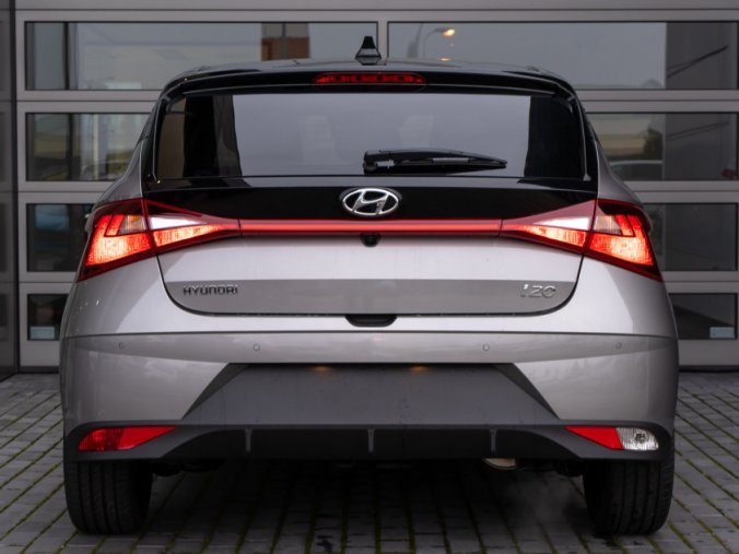 Hyundai i20, 1,2 DPI 5 st. manuální, barva bronzová