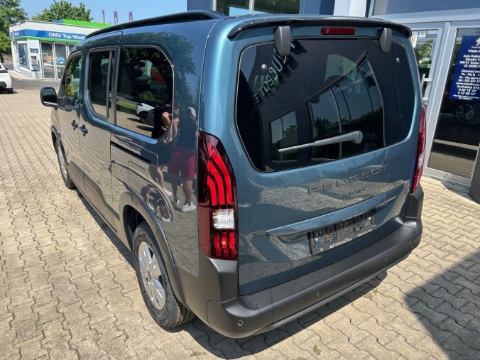 Peugeot Rifter, Peugeot Rifter LONG ALLURE BlueHDi 130 7 MÍST, barva modrá