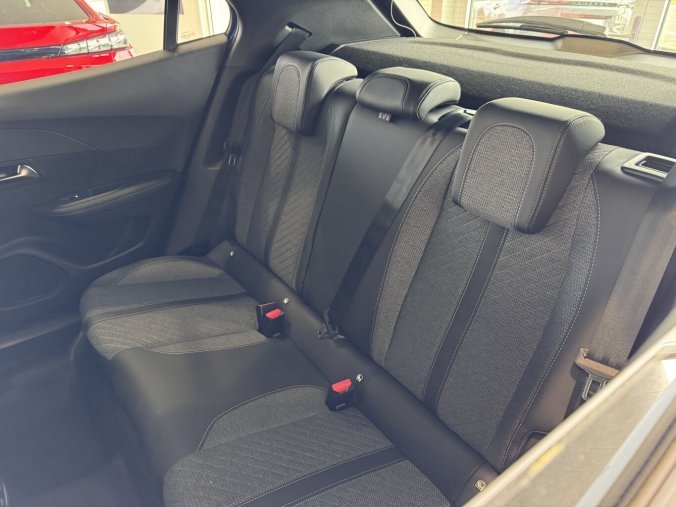Peugeot 2008, Peugeot 2008 ALLURE, Pack Vision, Grip Control, barva modrá