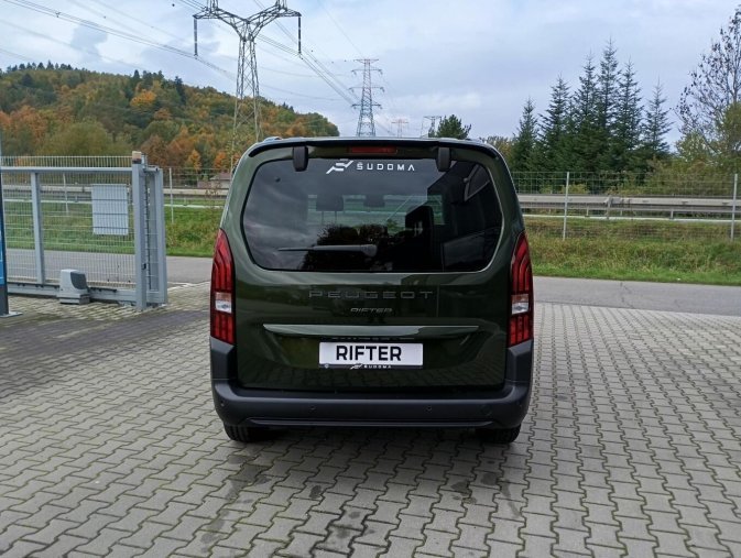 Peugeot Rifter, Peugeot Rifter LONG ALLURE HDi 130 S&S MAN6, barva zelená