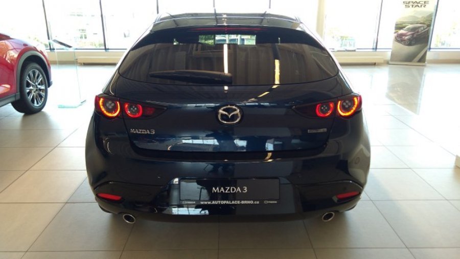Mazda 3, 2,0G 122k, barva modrá