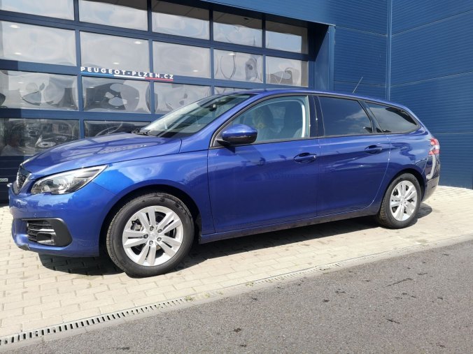 Peugeot 308, SW Active 1.2 PureTech 130k, barva modrá