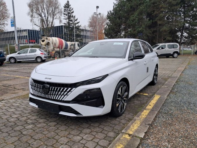 Peugeot 308, Peugeot 308 SW ALLURE Hybrid 145 e-DCS6, barva bílá