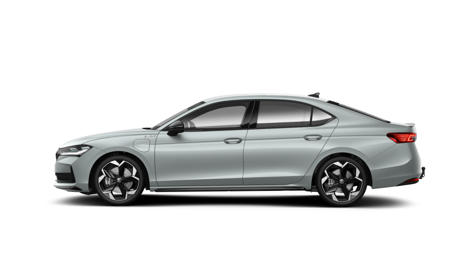 Škoda Superb, 1,5 TSI iV 150 kW 6-stup. automat., barva stříbrná